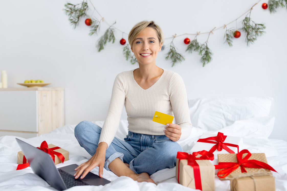 women with gifts and a credit card