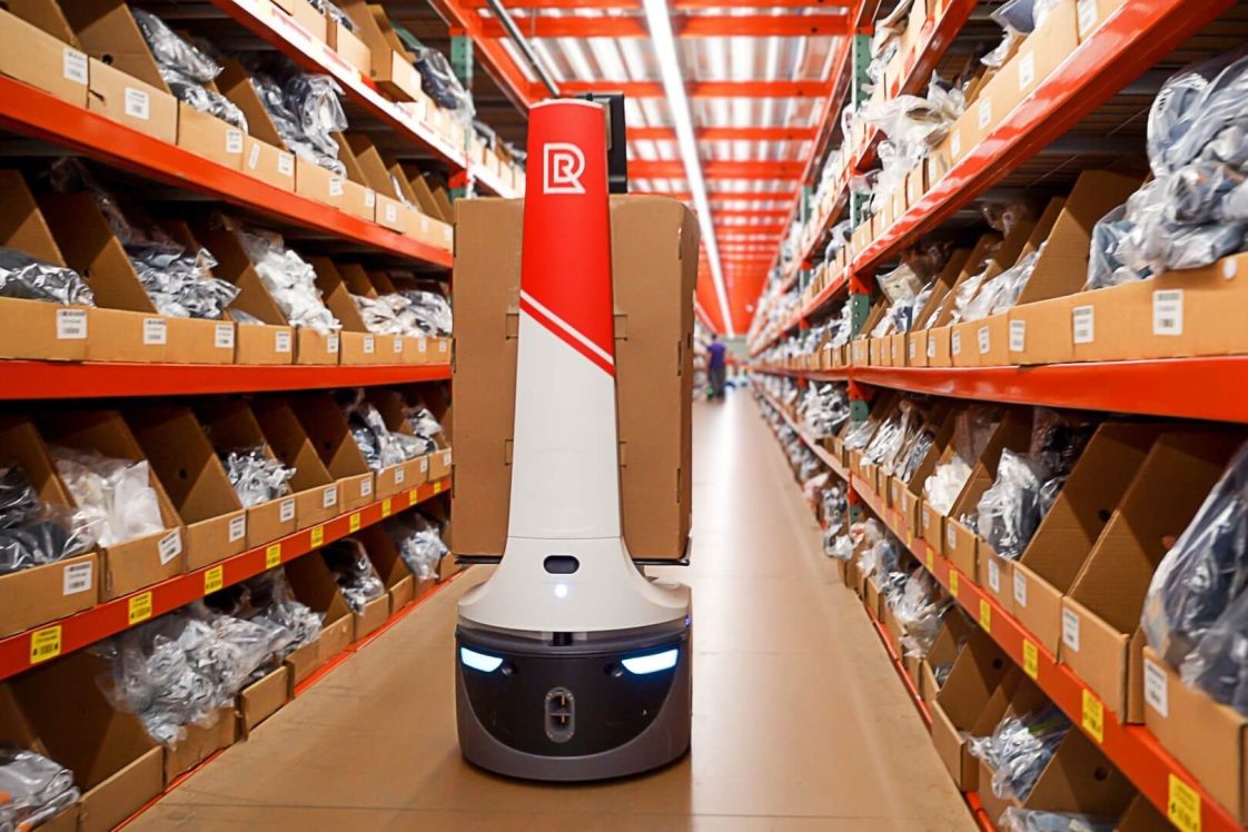 radial robot picking orders in an ecommerce fulfillment center