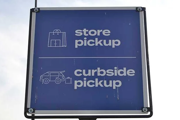 store and curbside pickup sign