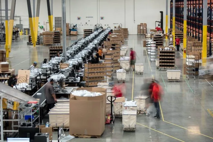 A Guide to European Fulfillment for International Fashion Brands